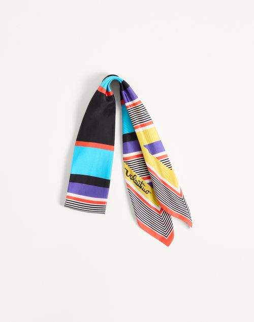  - Multicolor