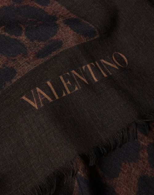 Valentino Garavani - Cashmere And Silk Shawl With Animalier Print - Animal Print - Woman - Soft Accessories