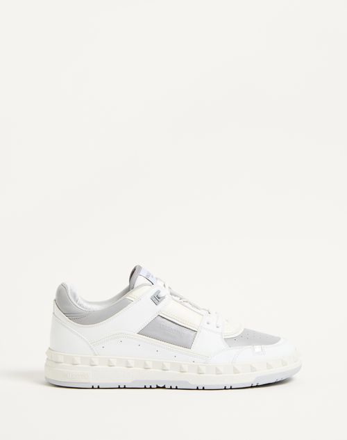 Valentino Garavani - Freedots Low-top Trainer In Calfskin - White/pastel Grey - Man - Trainers