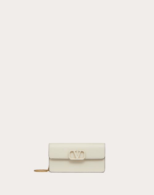 Valentino Garavani - Vlogo Signature Grainy Calfskin Wallet With Chain - Light Ivory - Woman - Bags