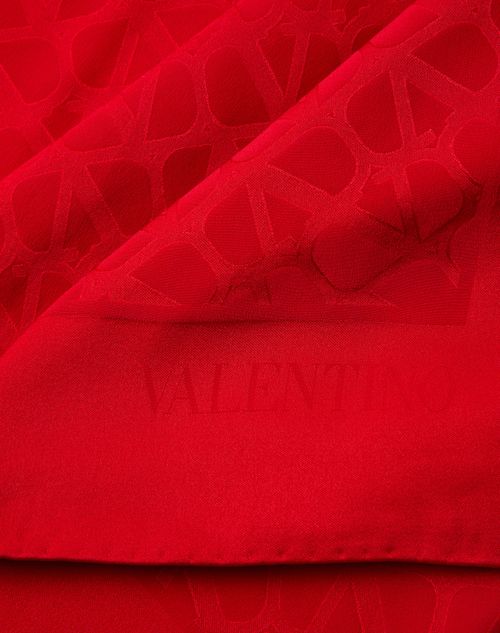 Valentino Garavani - Toile Iconographe Silk Scarf - Rosso Valentino - Woman - Soft Accessories