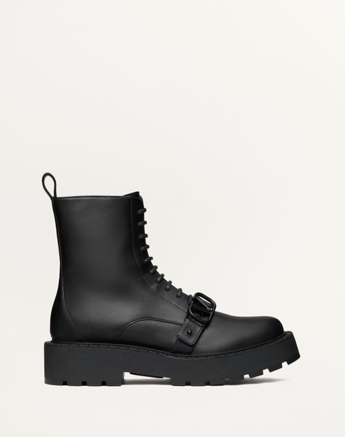 Valentino Garavani - Bota Militar De Cuero De Becerro Con El Vlogo Signature Y Tacón De 45 mm - Negro - Mujer - Botas