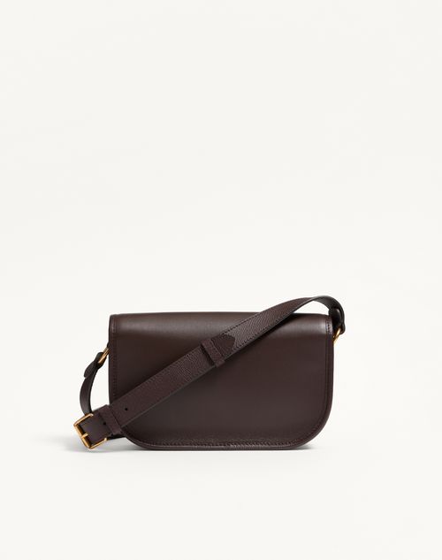 Valentino Garavani - Kleine Valentino Garavani Antibes Schultertasche Aus Kalbsleder - Oak Brown - Mann - Schultertaschen