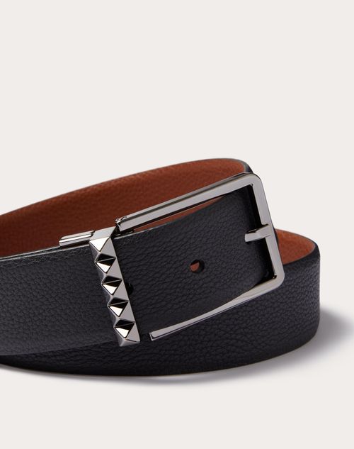 Valentino Garavani - Rockstud Reversible Belt In Grainy Calfskin 35 Mm - Black/saddle Brown - Man - Belts