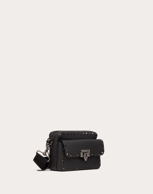 Valentino Garavani - Borsa A Tracolla Rockstud In Vitello Granato - Nero - Uomo - Borse E Accessori Uomo