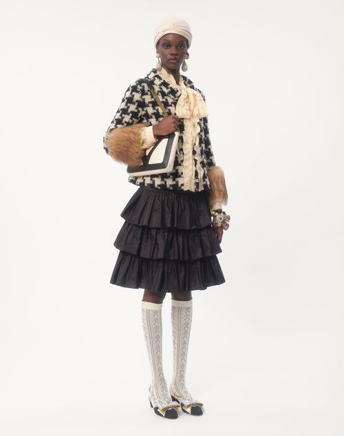 Valentino Garavani - Valentino Garavani Viva Superstar Small Nappa Leather Shopping Bag - Butter/black - Woman - Shelf - W Bags - Viva Superstar