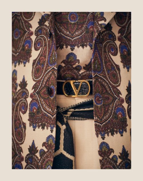  - Cream/brown/blue