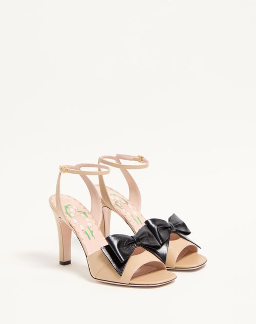 Valentino Garavani - Bowow Kidskin Sandal 95mm - Sand - Woman - Sandals