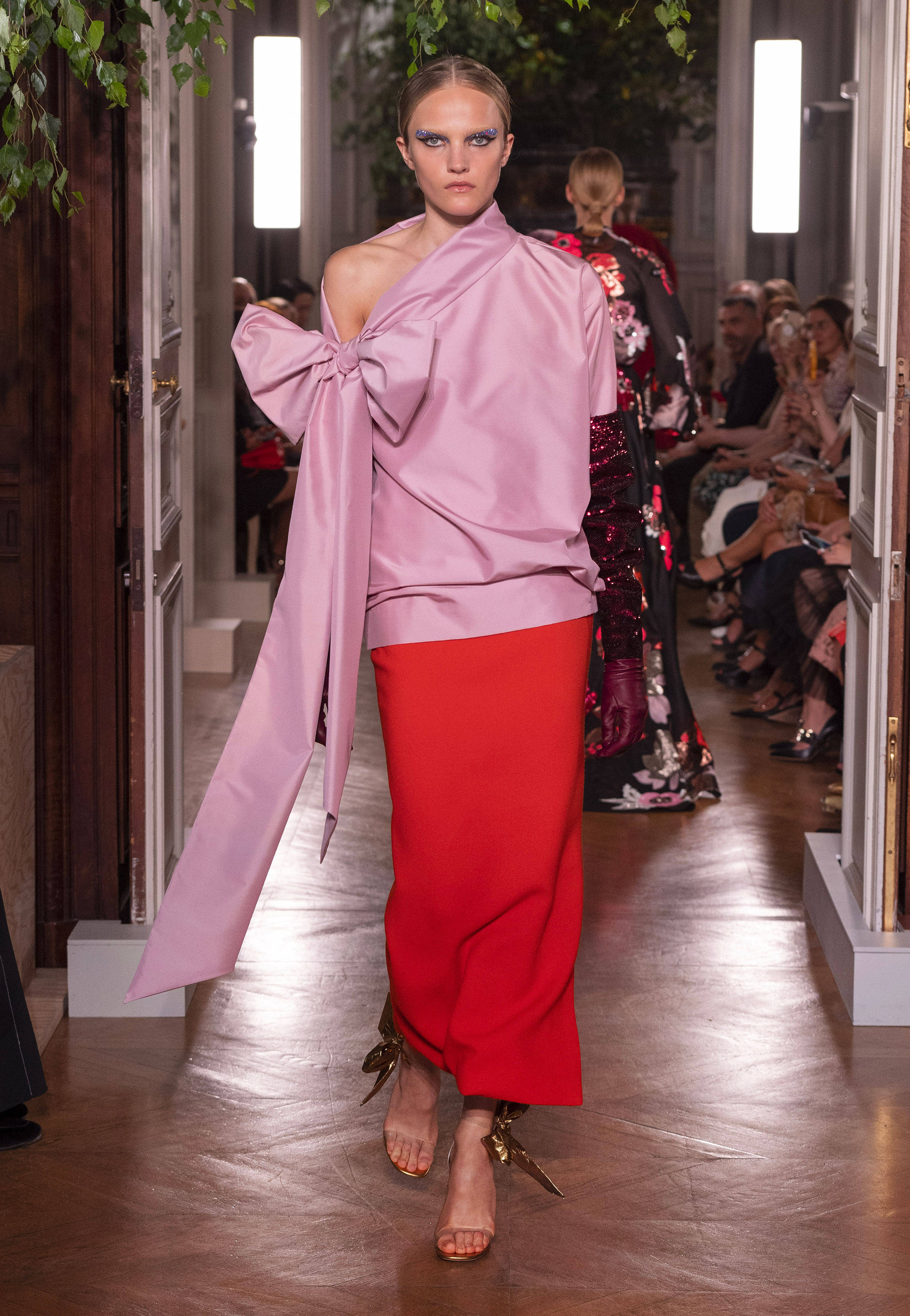 Valentino - Haute Couture Fall/Winter 2019-20 - Look 54