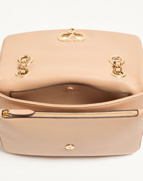 Valentino Garavani - Valentino Garavani Djuna Medium Chain Bag In Nappa Leather - Pink - Woman - Shoulder Bags
