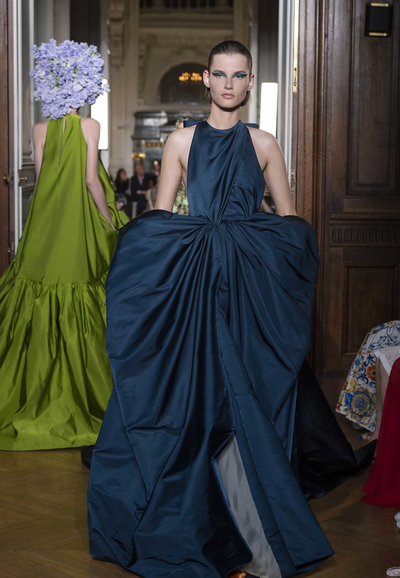 valentino haute couture show aw18-19 women | valentino online