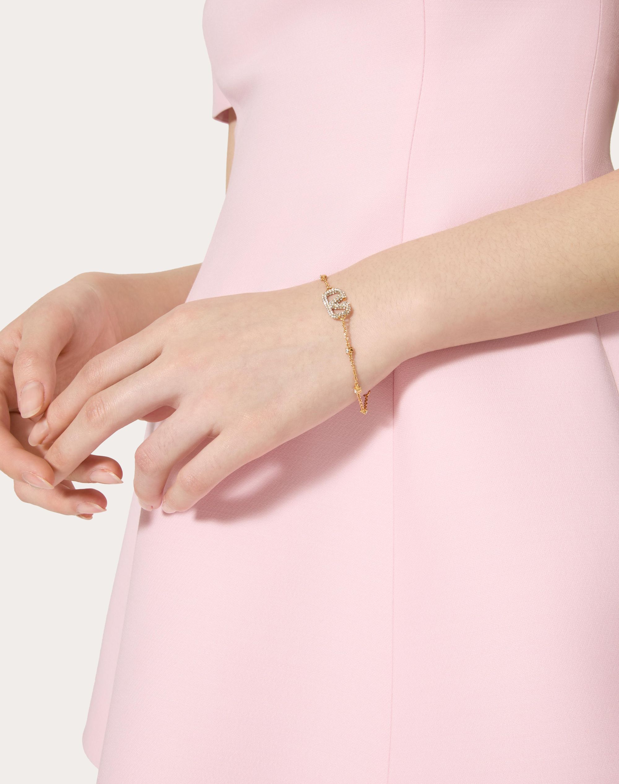 新品未使用】VALENTINO◇Vロゴ シグネチャー ブレスレット 小気味よく  