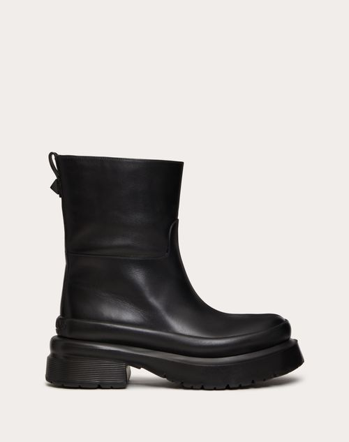 Valentino Garavani - Roman Stud Calfskin Ankle Boot - Black - Man - Man Shoes Sale