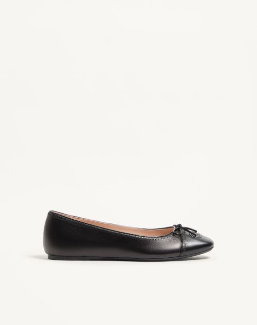 Valentino Garavani - Vlogo Signature Ballerina In Nappa 05mm - Black - Woman - Ballerinas