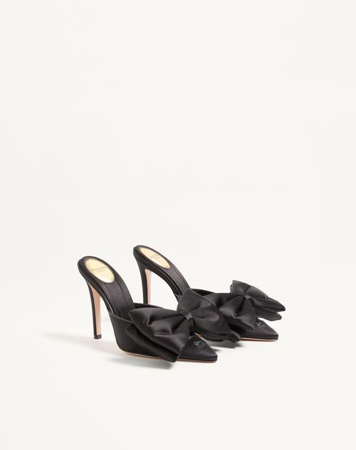 Valentino Garavani - Zapato Bajo Sin Talón Yolande De Satén Con Tacón De 105 mm - Negro - Mujer - Salones
