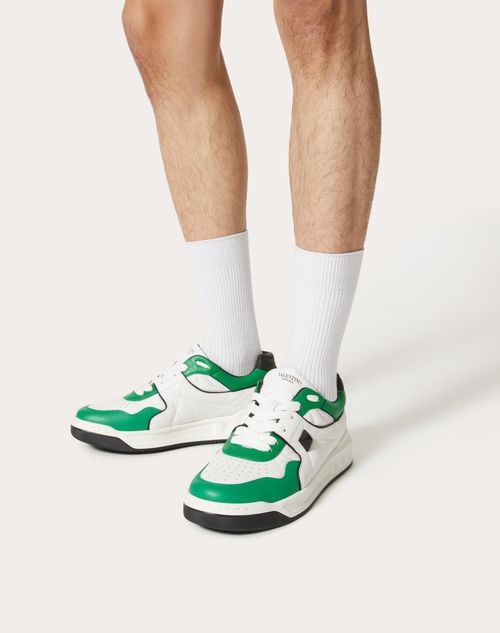 Luxury sneakers for men - Sneakers Valentino VL7N green and white