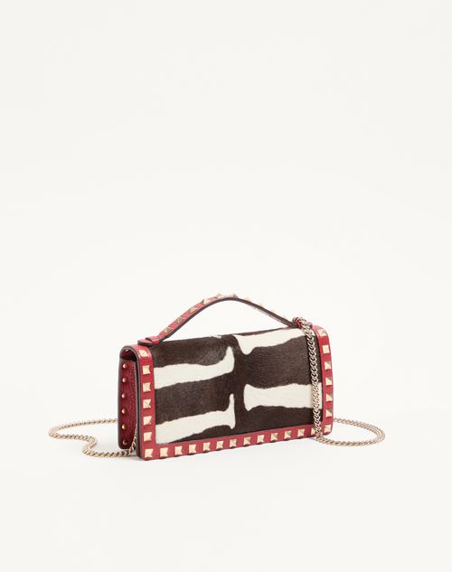 Valentino Garavani - Rockstud Wallet With Chain In Pony-effect Calfskin - White/marrone/red - Woman - Clutches