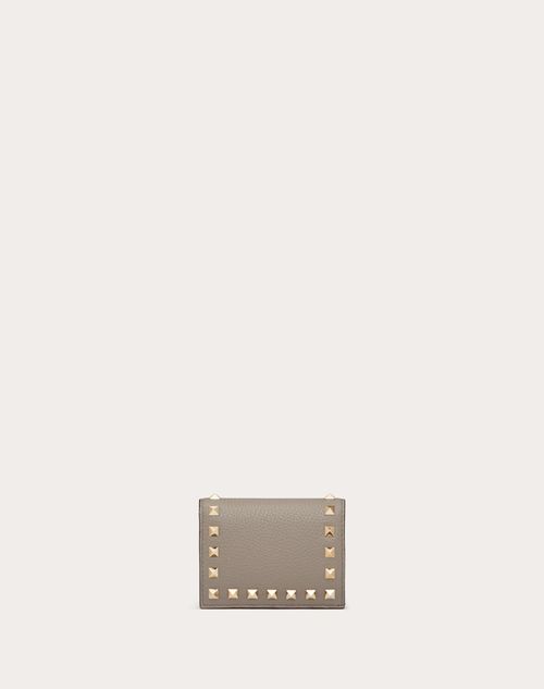Valentino Garavani - Small Rockstud Grainy Calfskin Wallet - Moon Taupe - Woman - Wallets And Small Leather Goods