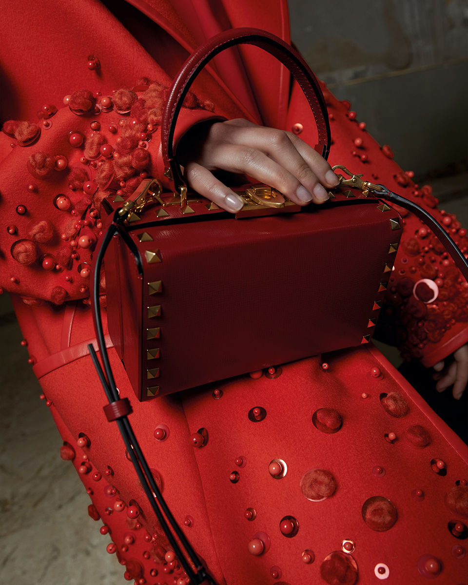 valentino garavani alcove