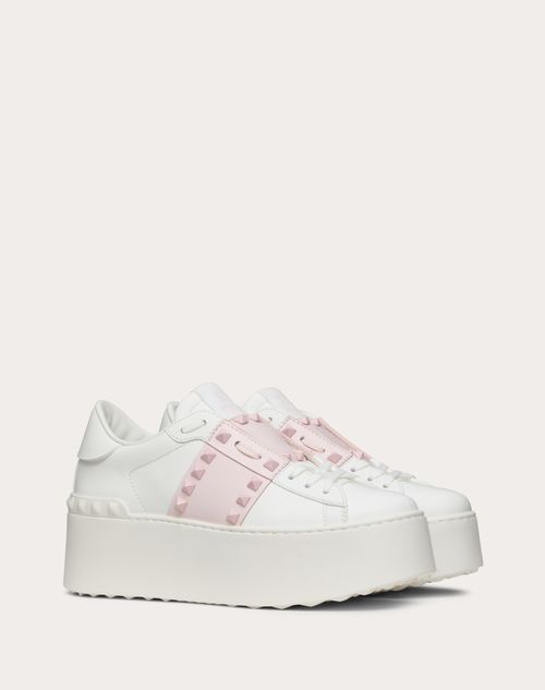 Valentino Garavani - Flatform Rockstud Untitled Sneaker In Calfskin - White/rose Quartz - Woman - Sneakers