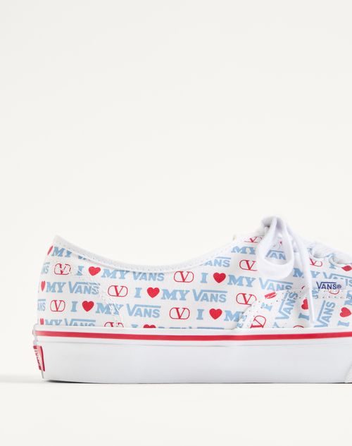 Valentino Garavani - Valentino Garavani And Vans Low-top Trainer In Valentino Vans Love Print Fabric - White - Man - Sneakers
