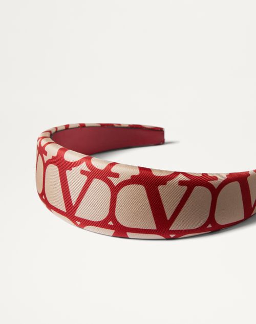  - Beige/red