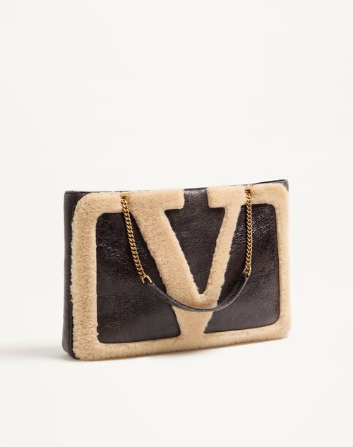 Valentino Garavani - Valentino Garavani Viva Superstar Medium Shopping Bag In Shearling. - Brown/beige - Woman - Totes