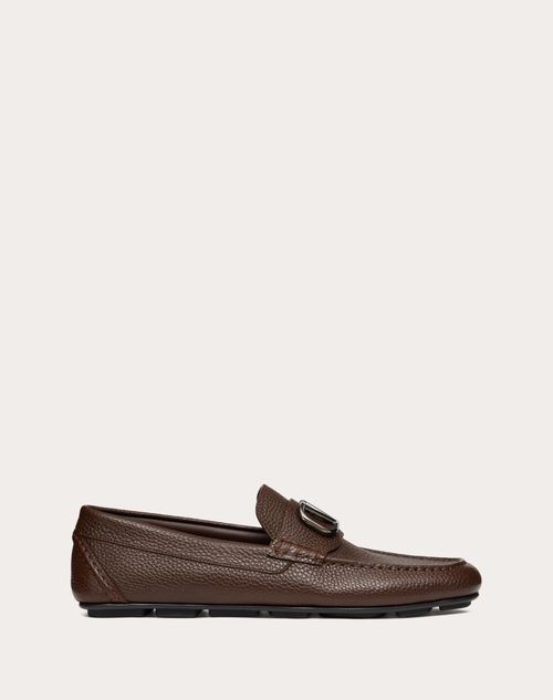 Valentino Garavani - Mocasines De Cuero De Becerro Granulado Con El Vlogo Signature - Fondant - Hombre - Loafers & Oxford