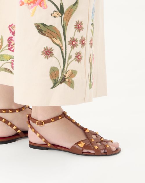 Valentino Garavani - Studdy Kidskin Sandal - Tobacco - Woman - Sandals