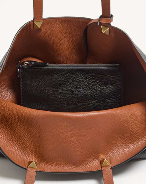 Valentino Garavani - Rockstud Small Tote In Reversible Elk-print Calfskin - Black/saddle Brown - Man - Totes