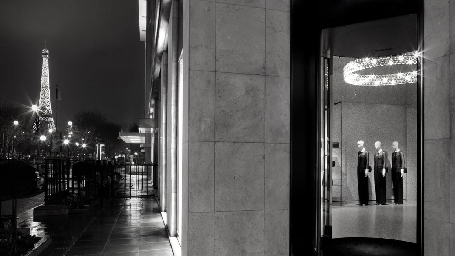 Valentino Customer Care