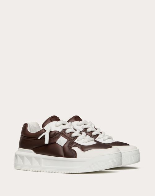 Valentino Garavani - One Stud Xl Low-top Trainer In Calfskin And Shiny Nylon - White/fondant - Man - Shoes