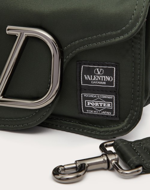 Valentino Garavani And Porter Locò (s) for Man in Black Valentino Garavani And Porter Locò (s) for Man in Black