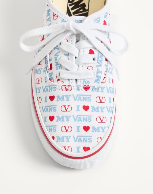 Valentino Garavani - Valentino Garavani And Vans Low-top Trainer In Valentino Vans Love Print Fabric - White/rouge Pur/sky Blue - Woman - Sneakers