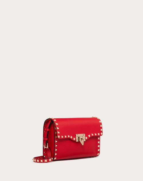 Rockstud Small Leather Shoulder Bag in Red - Valentino Garavani