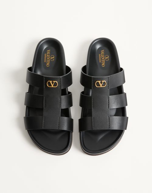 Valentino Garavani - Studshield Slide Sandal In Calfskin - Black - Man - Sandals
