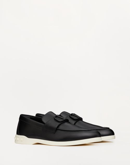 Valentino Garavani - Leisure Flows Calfskin Loafer - Black - Man - Loafers And Driver