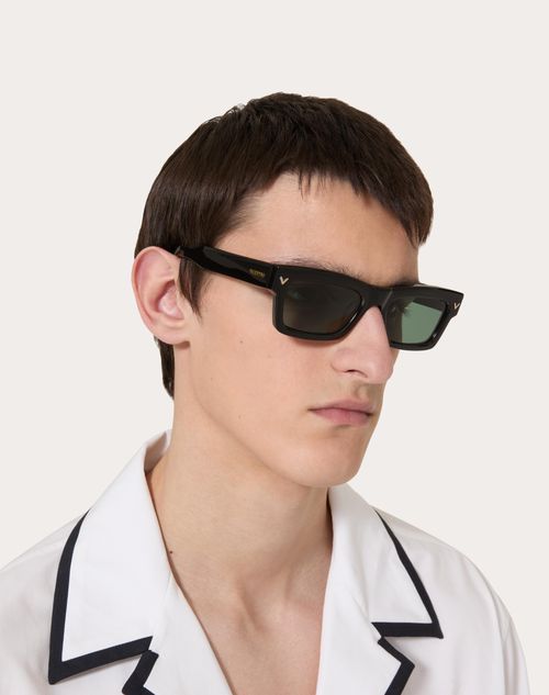 V-shape Rectangular Acetate Frame in Dark Green | Valentino DK V-shape Rectangular Acetate Frame in Dark Green | Valentino DK