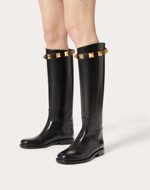 Calfskin Leather Roman Stud Boot 15mm for Woman in Black | Valentino US