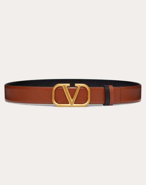 Valentino Garavani - Vロゴ シグネチャー シャイニーカーフスキン リバーシブルベルト 30mm - サドル/ブラック - ウィメンズ - Belts - Accessories