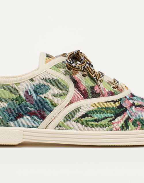  - Multicolor