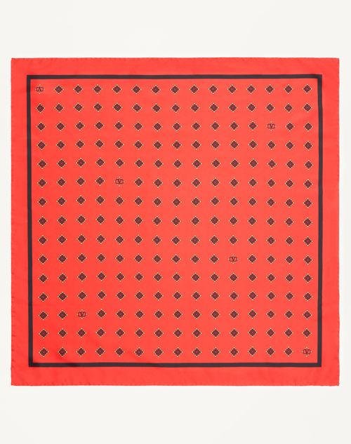  - Red/black