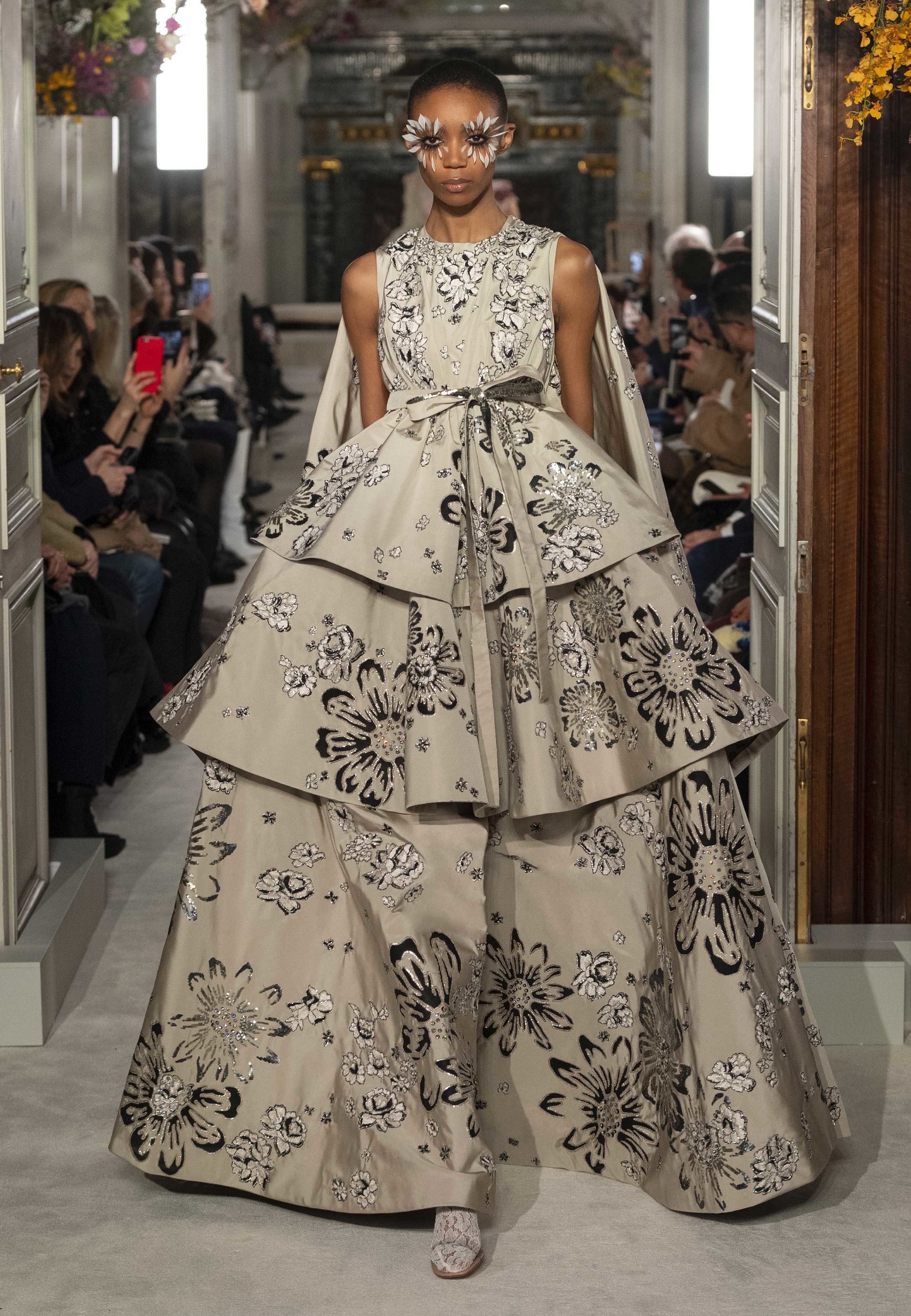 Valentino 2025 2019 couture