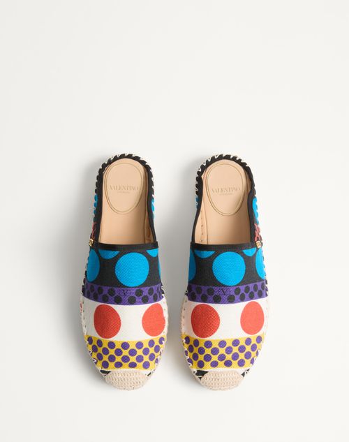  - Multicolour