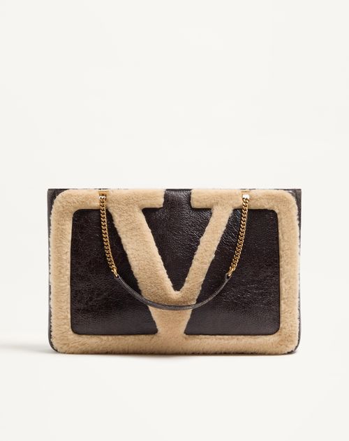 Valentino Garavani - Valentino Garavani Viva Superstar Medium Shopping Bag In Shearling - Brown/beige - Woman - Totes