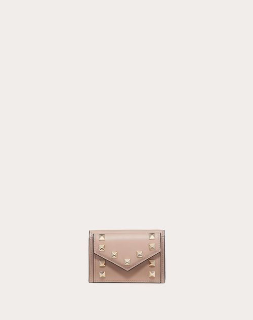 Valentino Garavani - Small Rockstud Calfskin Wallet - Poudre - Woman - Wallets And Small Leather Goods