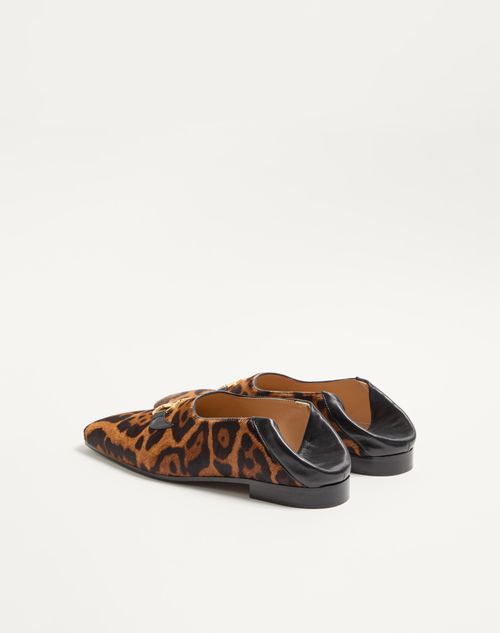 Valentino Garavani - Valentino Garavani Babouche Haircalf Loafers With Fauve Eclat Print - Animal Print - Man - Shoes