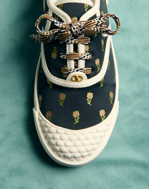  - Black/pink/green/ivory