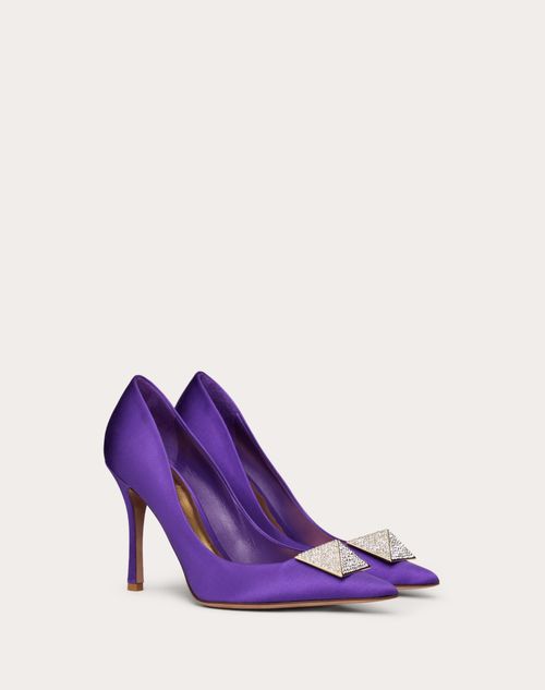 Valentino Garavani - Zapato One Stud De Satén Con Tacón De 100 mm Y Con Cristales - Electric Violet/traslúcido - Mujer - Rebajas Para Mujer