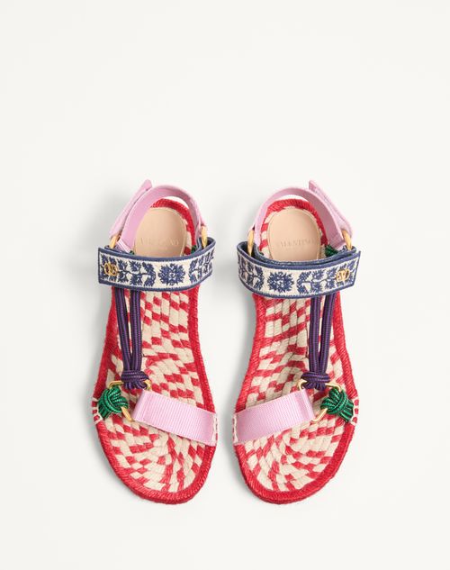  - Multicolor